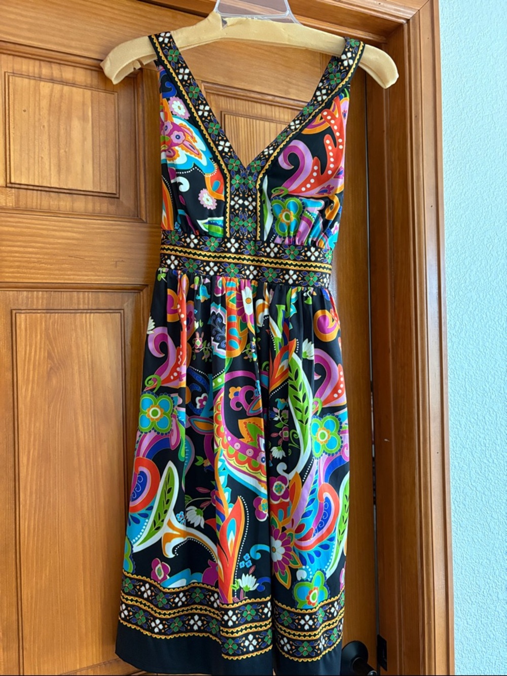 Sleeveless V-Neck Black Multicolor  Paisley Flowery Midi Dress by Beige by eci